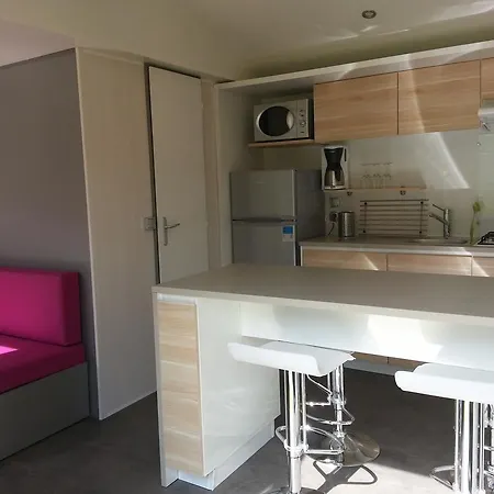 キャンプ場 Camping Rocher De La Vierge