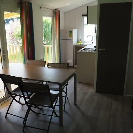 キャンプ場 Camping Rocher De La Vierge