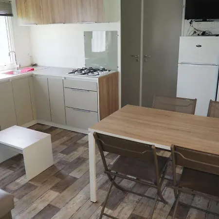 Camping Rocher De La Vierge Comblain-la-Tour